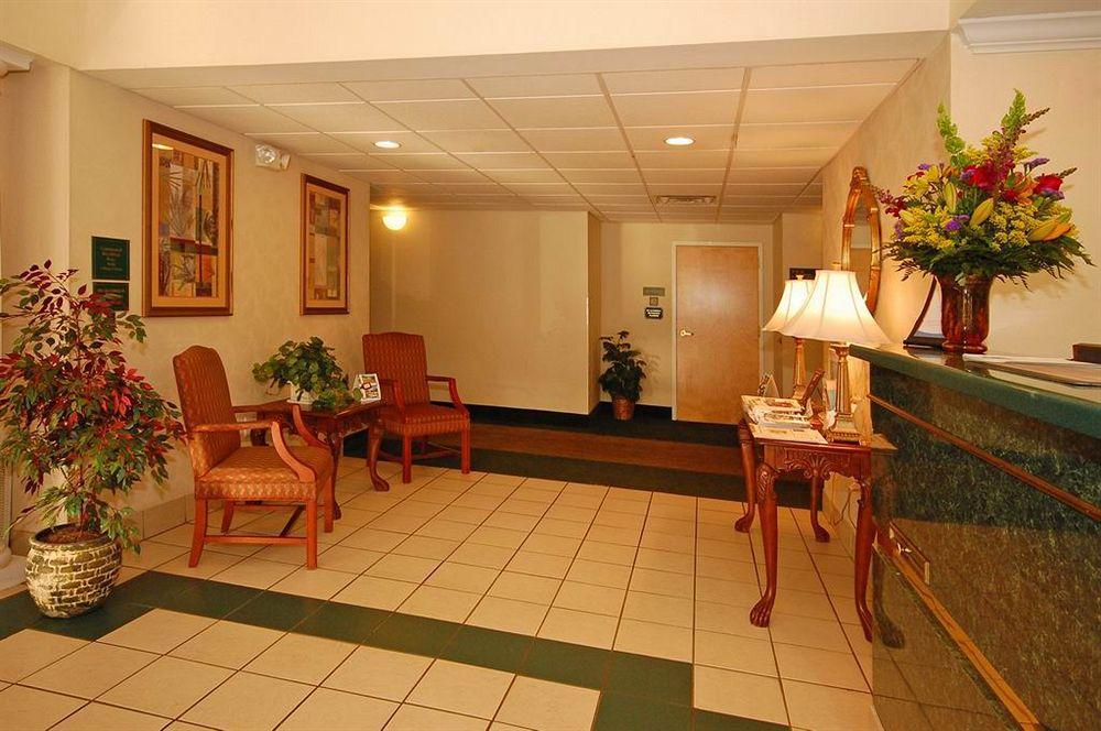 Comfort Inn & Suites Trussville I-59 Exit 141 Buitenkant foto
