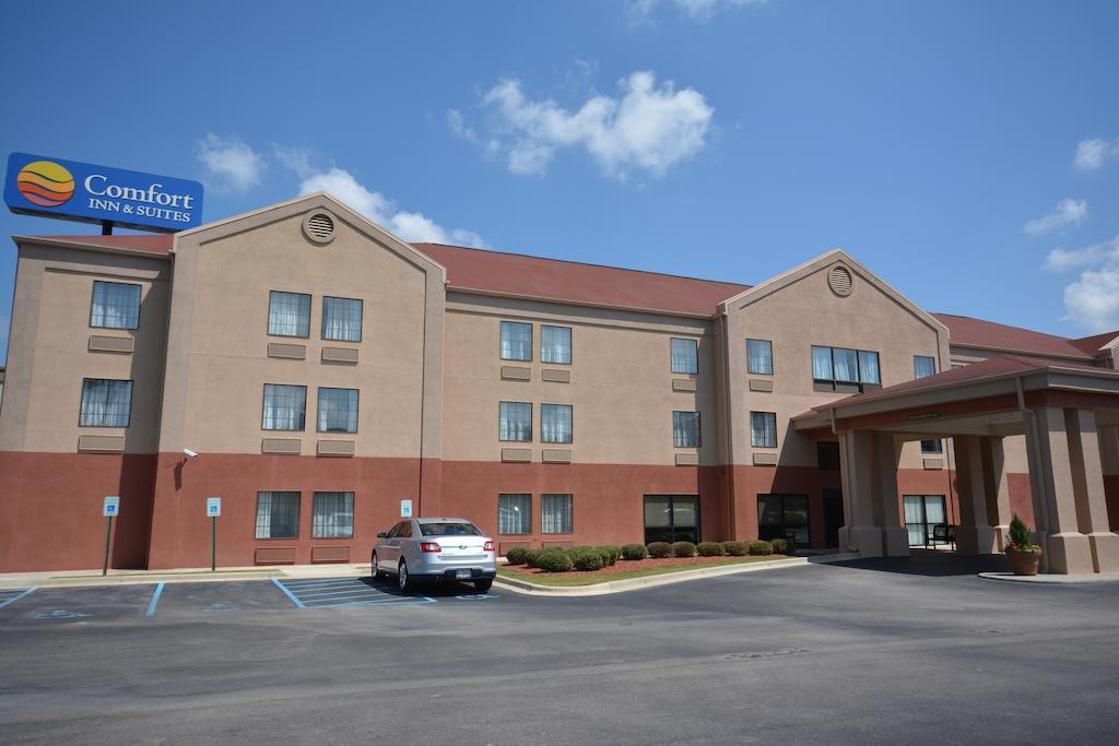 Comfort Inn & Suites Trussville I-59 Exit 141 Buitenkant foto