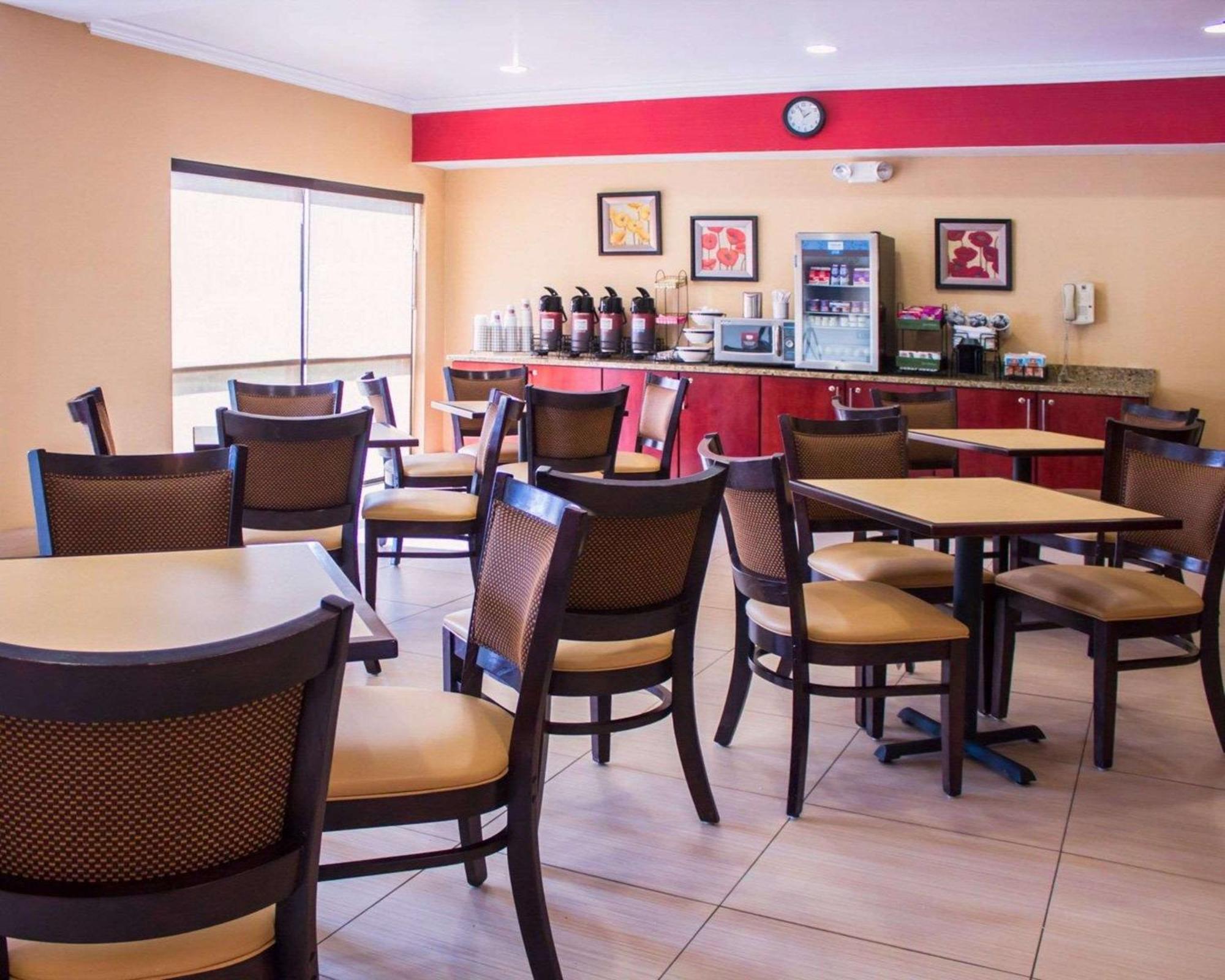 Comfort Inn & Suites Trussville I-59 Exit 141 Buitenkant foto
