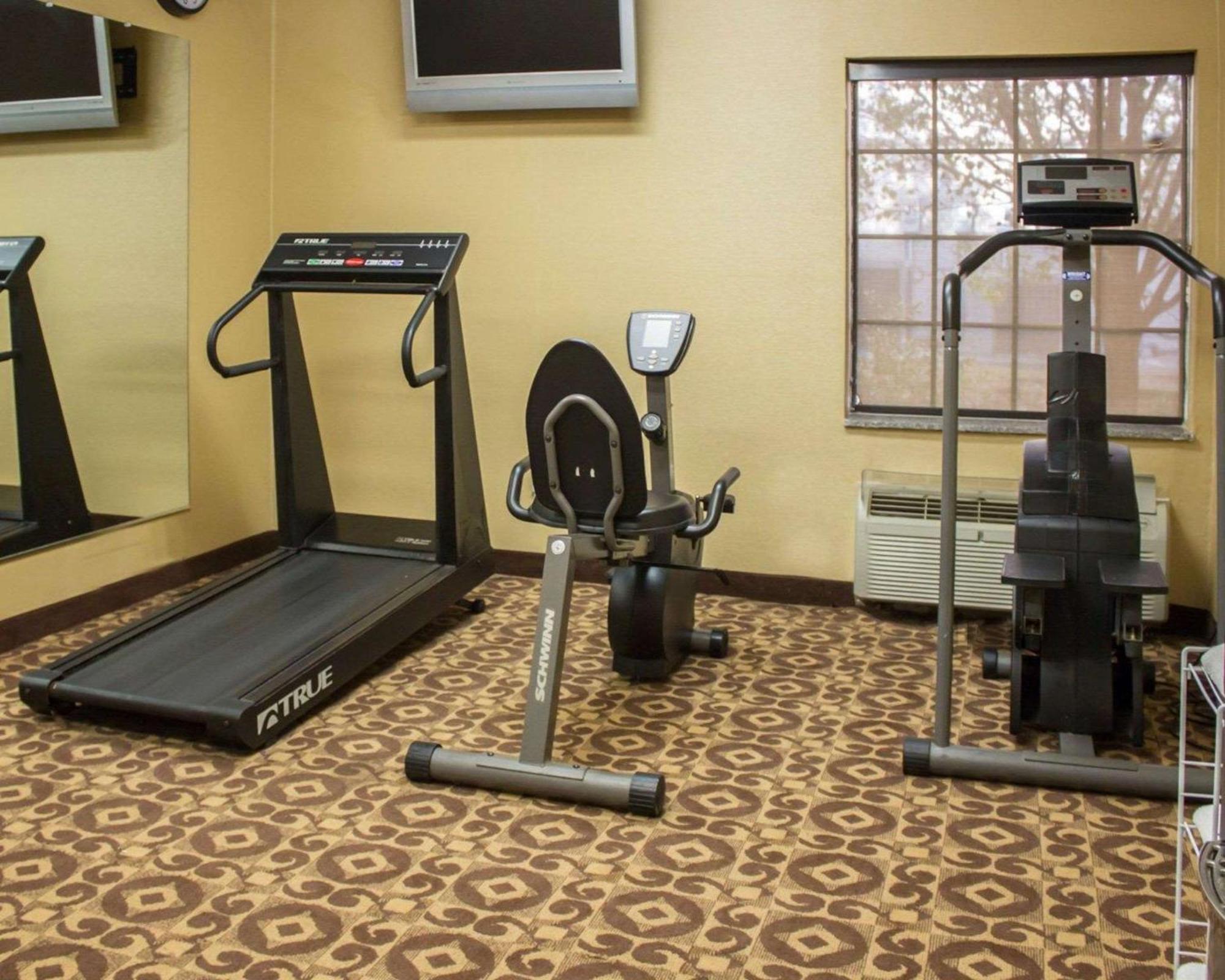 Comfort Inn & Suites Trussville I-59 Exit 141 Buitenkant foto