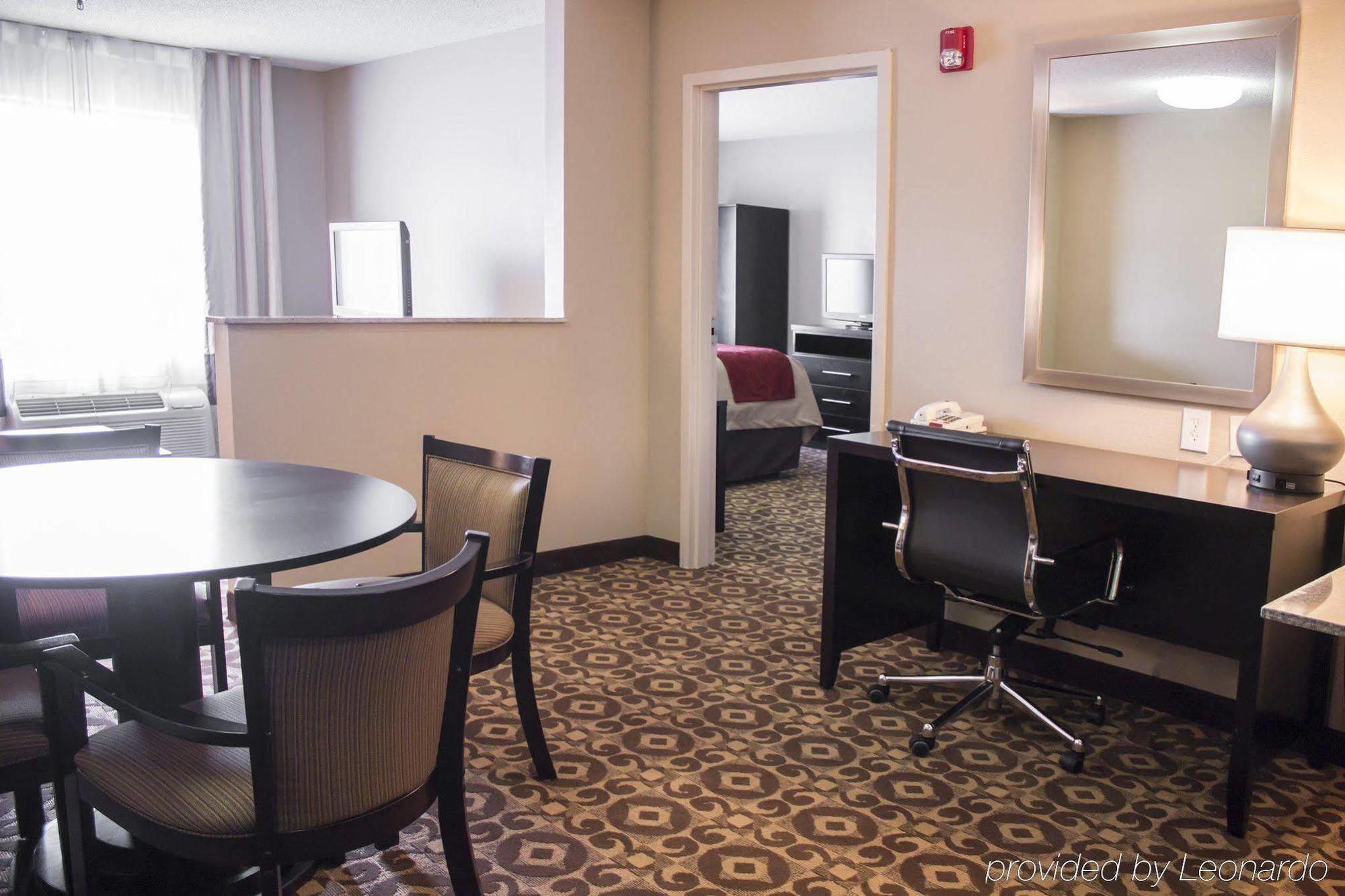 Comfort Inn & Suites Trussville I-59 Exit 141 Buitenkant foto