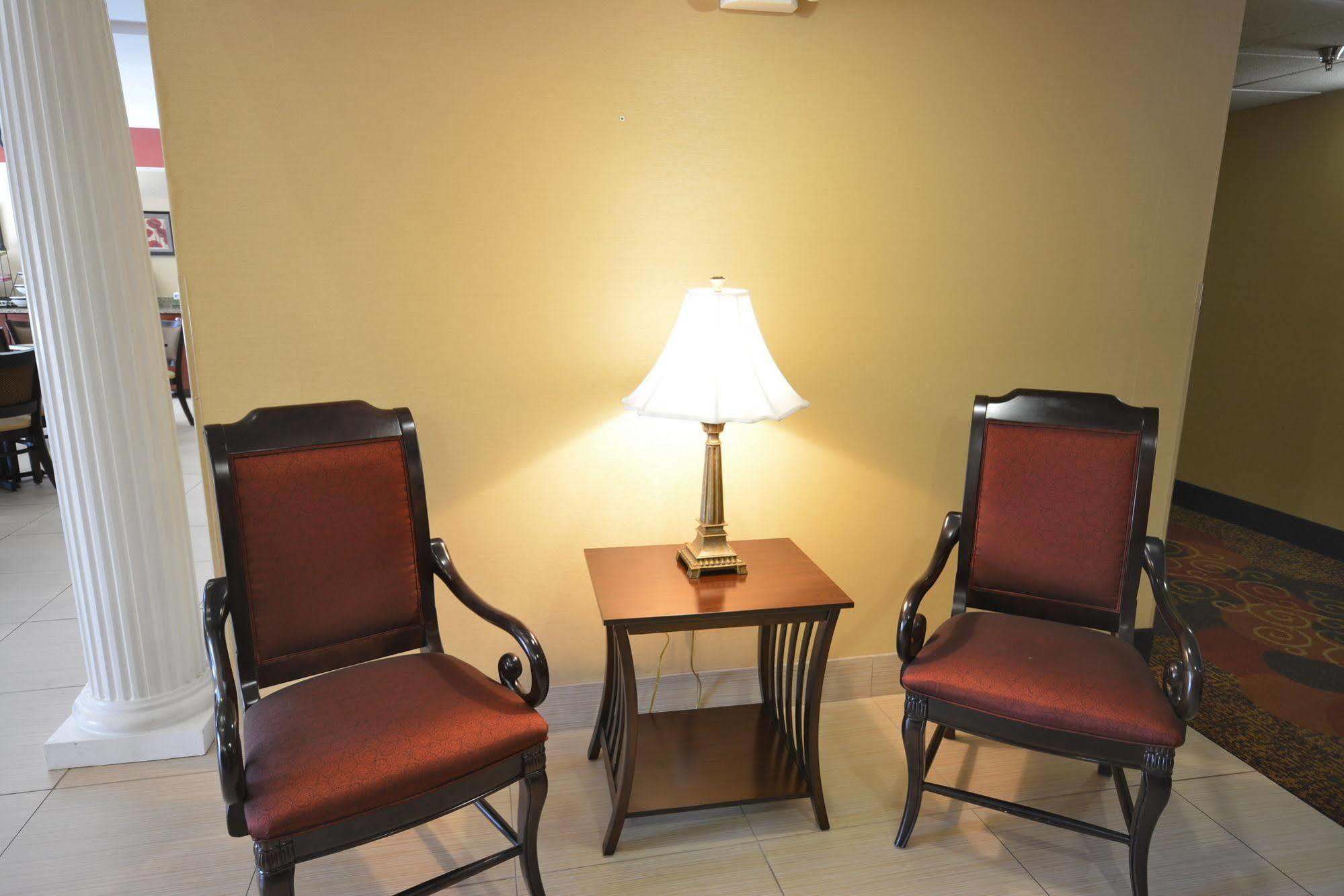 Comfort Inn & Suites Trussville I-59 Exit 141 Buitenkant foto