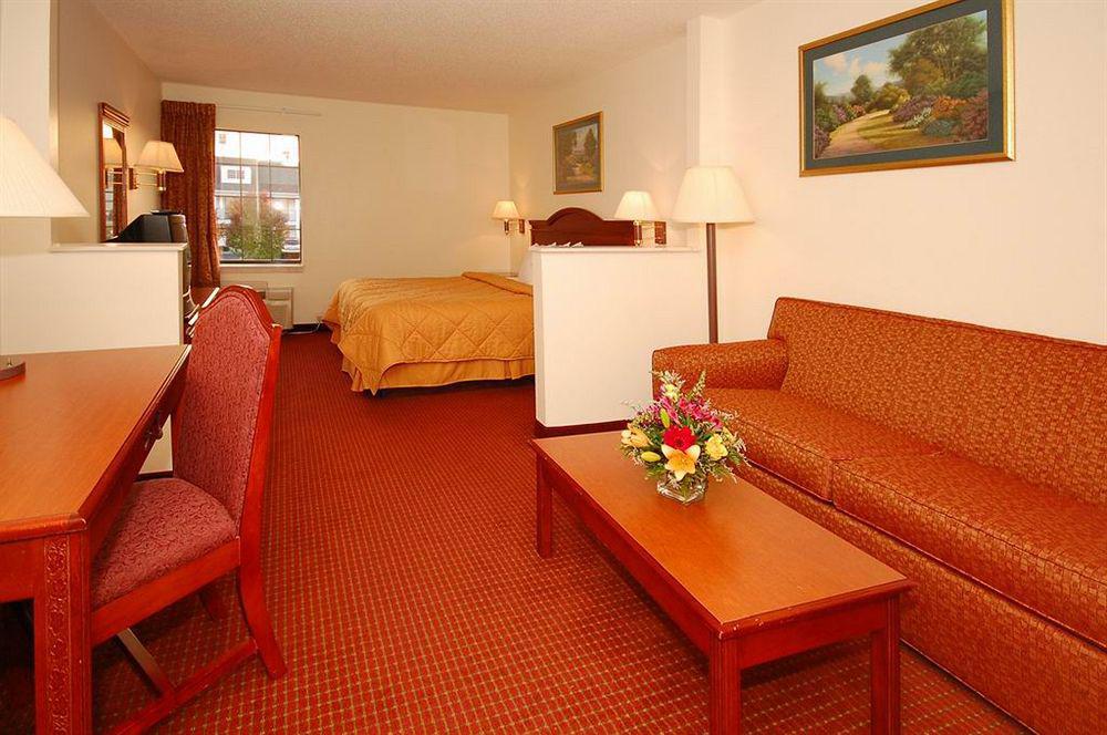 Comfort Inn & Suites Trussville I-59 Exit 141 Buitenkant foto