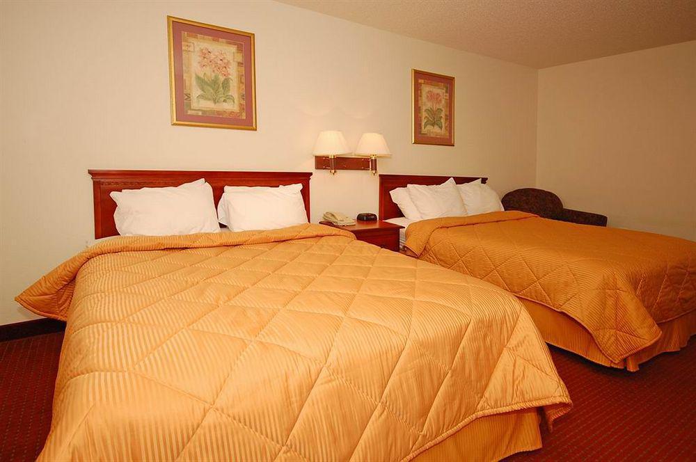Comfort Inn & Suites Trussville I-59 Exit 141 Buitenkant foto